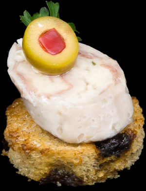 Turkey Breast and Prosciutto with Sage Pinwheel