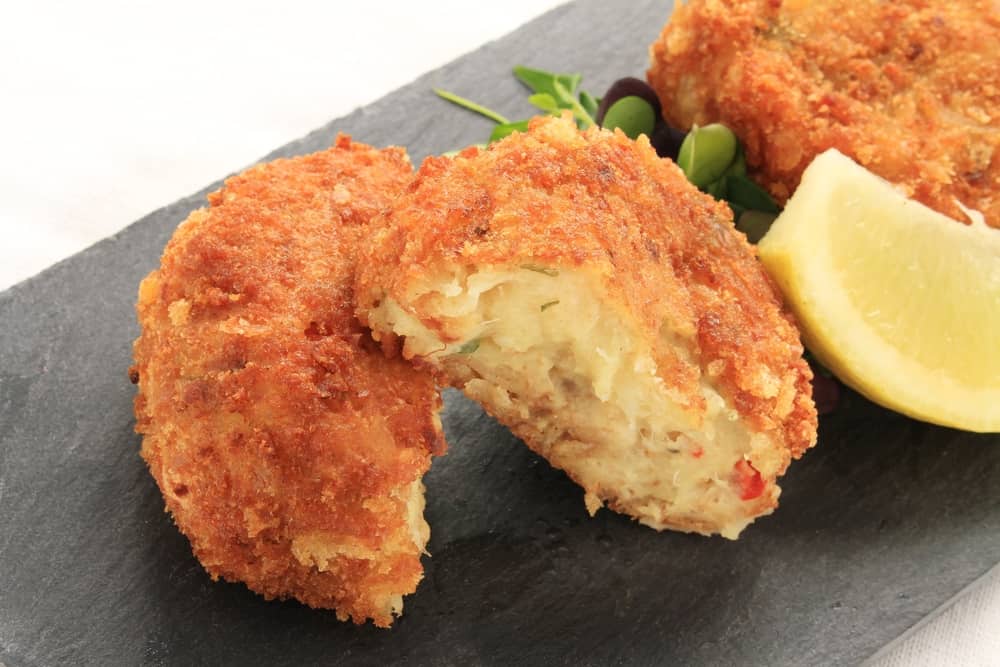 crab-cakes-country-club-foods